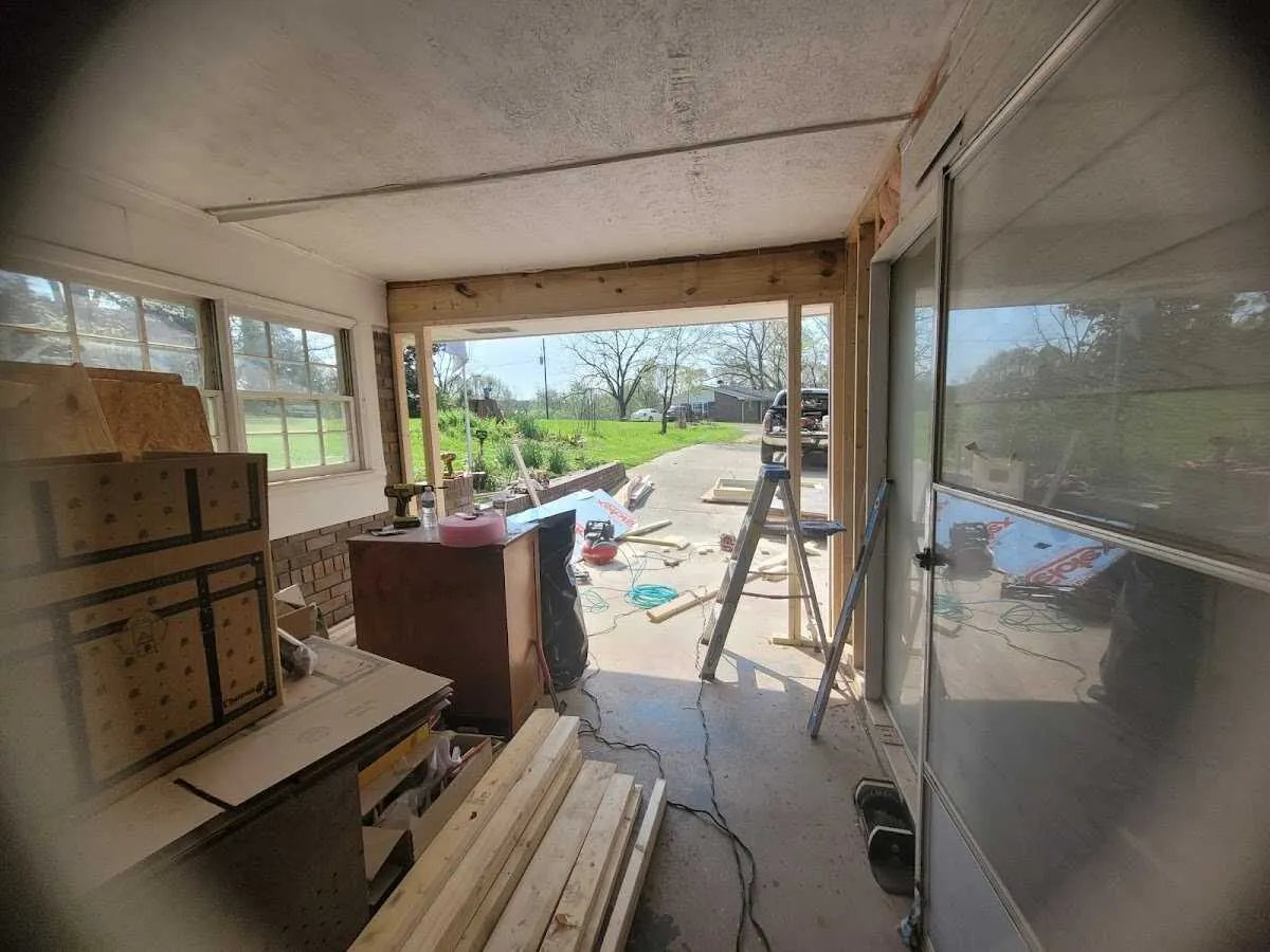 Air movers and dehumidifier for Drying & Dehumidification in Lincolnia